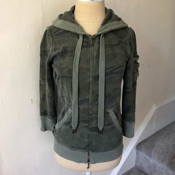 Juicy Couture Tops - Juicy Couture Cotton Camo Cargo Hoodie Zip Up